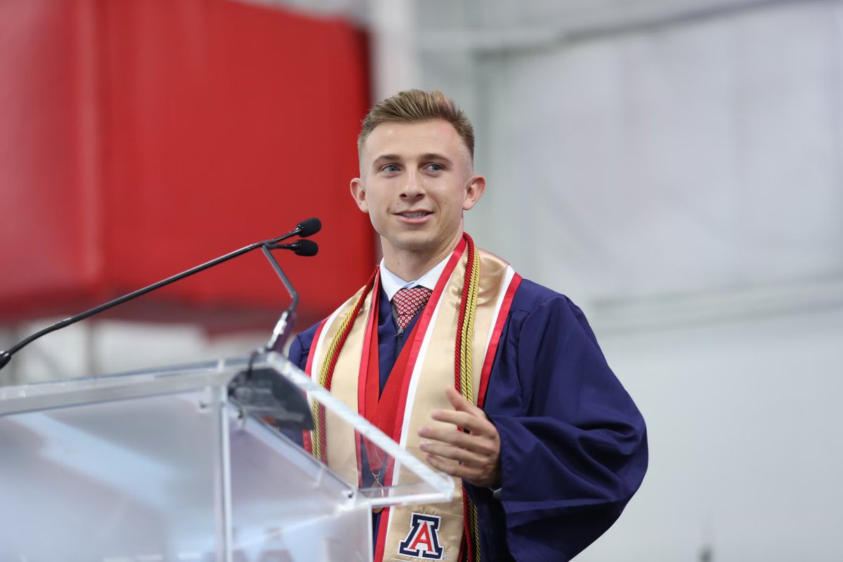 ArizonaTrack's tweet photo. A huge congratulations to our guy @TrevorVolpe1 who was named one of @AZATHLETICS 2021 Valedictorians! Very well deserved

#BearDown https://t.co/MNGol6O80X