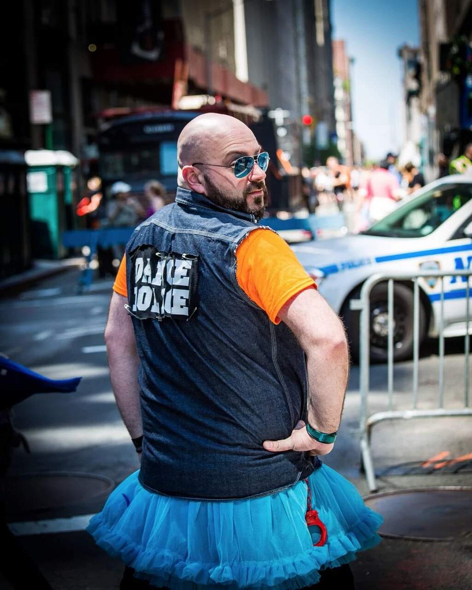 DJChaunceyD's tweet photo. @DanceParadeNYC is coming!
Saturday, May 22nd 1pm EST
Visit https://t.co/IdzEbUPXjc to join the celebration!
๐ท: @JohnDillworth
#Dancer #tutu #nydp #dancepolice #multicultural #virtualinsanity #danceparadeworldwide https://t.co/Z10McwRpq2