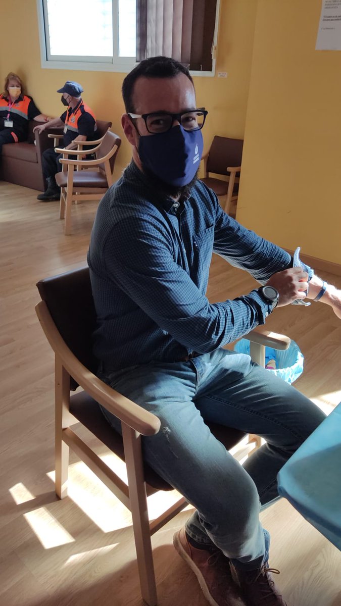 GranadaLions's tweet photo. Hoy algunos jugadores del equipo han donado sangre en Maracena.
🩸💪🏼🦁 https://t.co/iPP1ySQHvu