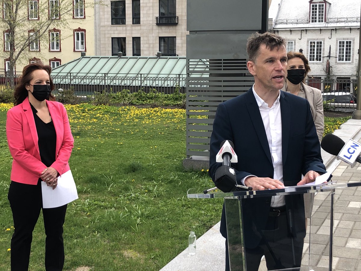 Olivier Lemieux (@olemieux_src) on Twitter photo Le chef de <a href="/QcForteFiere/">QuébecForteetFière</a>, Bruno Marchand, présente ses deux première candidates dans Montcalm-St-Sacrement et Louis XVI, Catherine Vallières-Roland et Marie-Pierre Boucher. #rcqc #polmun <a href="/villequebec/">Ville de Québec</a> Le chef de <a href="/QcForteFiere/">QuébecForteetFière</a>, Bruno Marchand, présente ses deux première candidates dans Montcalm-St-Sacrement et Louis XVI, Catherine Vallières-Roland et Marie-Pierre Boucher. #rcqc #polmun <a href="/villequebec/">Ville de Québec</a>