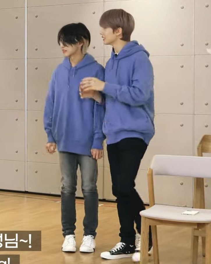 pawarepps's tweet photo. เขินส่วนสูงจีซองกันอินจุนไม่หายอยู่กับน้องแล้วตัวเหลือนิ้วเดียว https://t.co/rtcjM2faB1