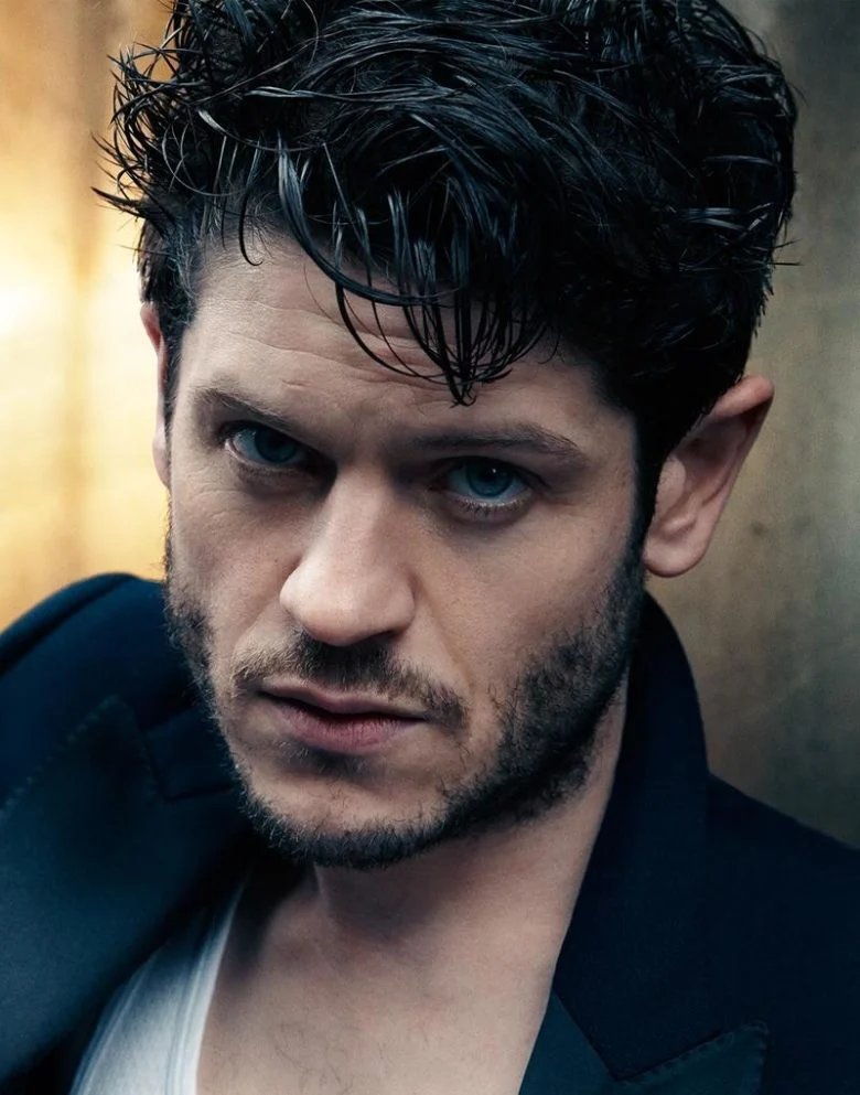  Happy Birthday Iwan Rheon        