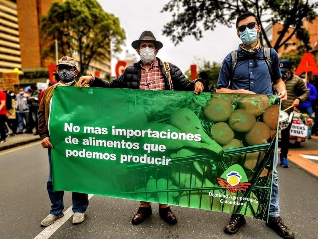 Tolaymaruja's tweet image. Postales del paro...