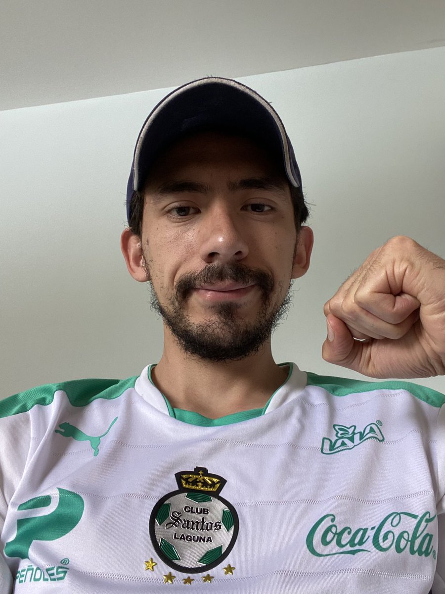 Listos @ClubSantos toca apoyar al máximo #VengaSantosCarajo 🇳🇬💚🤍💚