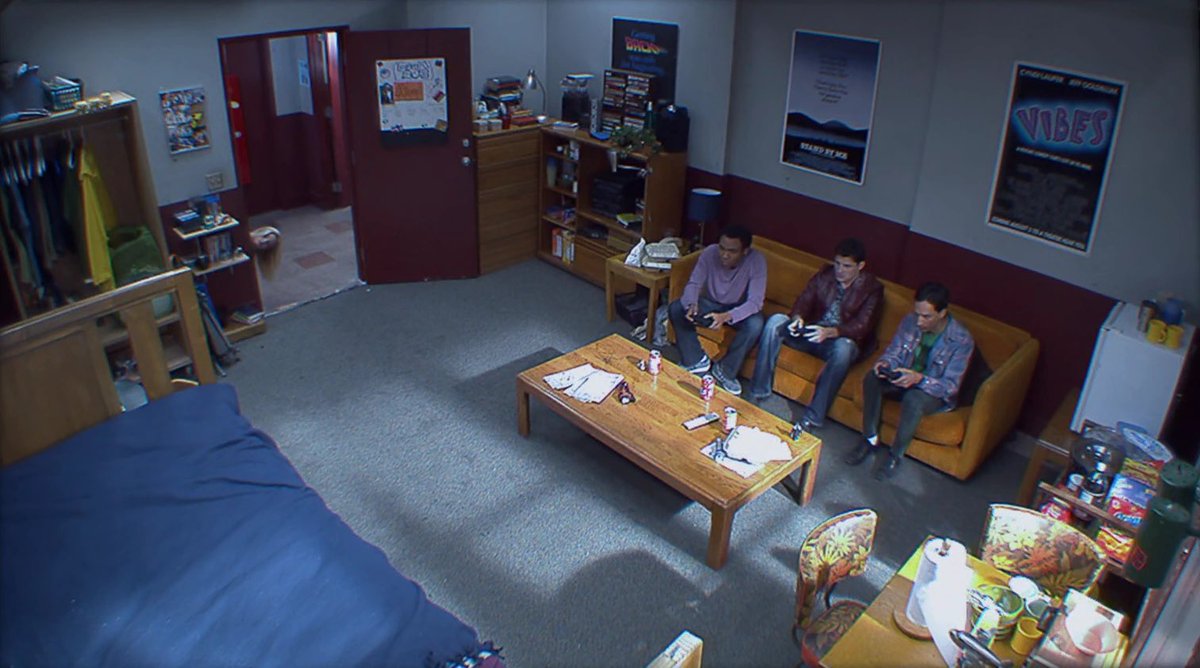 Вторжение в общежитие 8 dorm invasion 8 Dorm Room