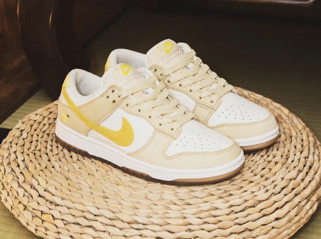 enaguas Por el contrario Masacre KicksOnFire on Twitter: "Got a Europe connect? The Nike Dunk Low WMNS Lemon  Drop began dropping at select Nike stockists in Europe today. 📸IG:  footpatrol_lndn https://t.co/pjRLue842k" / Twitter