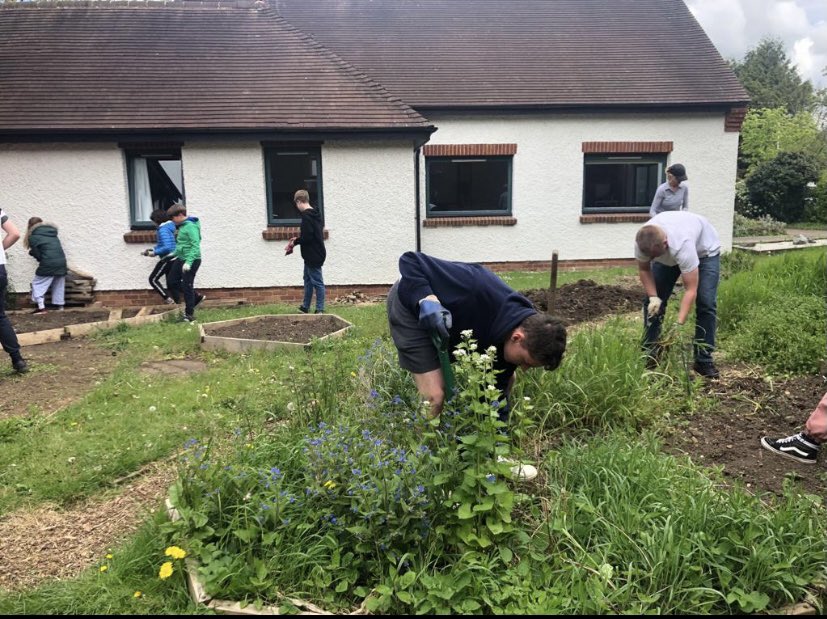 StChrisHGHB's tweet photo. So great to see everyone taking part in the St Chris Be Green Project over the last few days, in honour of #MentalHealthAwarenessWeek and transforming a previously unused outdoor space into one that gives everyone a place to enjoy nature. https://t.co/da3MgLLCfP