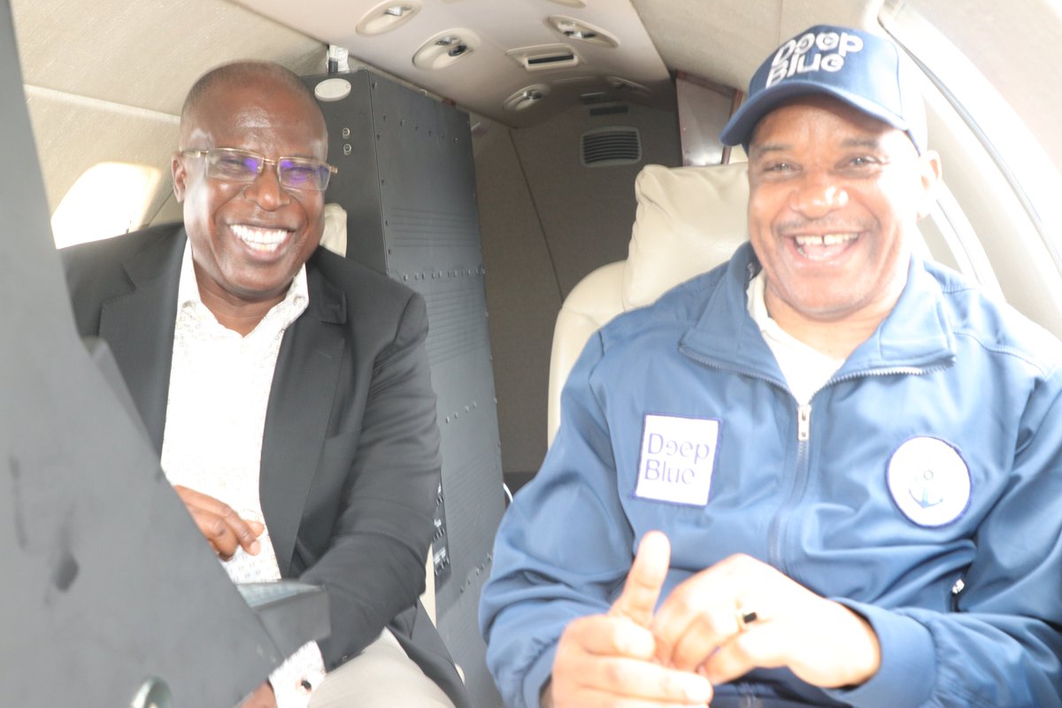 JamohBashir's tweet photo. #DeepBlue I was honoured, by sheer providence, to have His Excellency @HETimipreSylva Minister of State for Petroleum join us to welcome our Special Mission Aircraft #SMA at the NAF Base. Apparently, he was on his way to catch an Abuja flight.  Thank you Sir.  Thanks @NigAirForce https://t.co/PcdggVAwUs