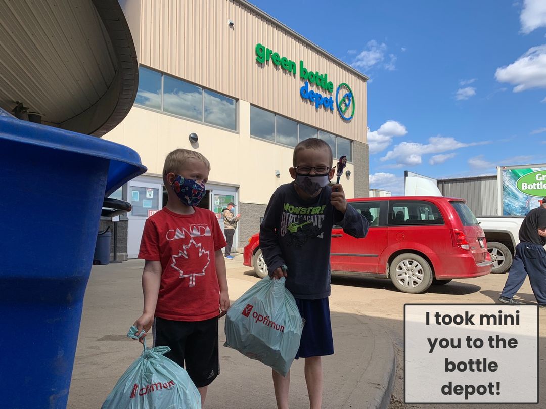 MrsSaundersCG's tweet image. Adventures of Flat Mrs. Saunders - Noah and his little brother Luke took me to the Bottle Depot - loved helping them keep the earth a little cleaner &amp;lt;3 #flatmrssaunders #togetherwhenapart @FMPSD @BeaconhillFMPSD @abbott_graham