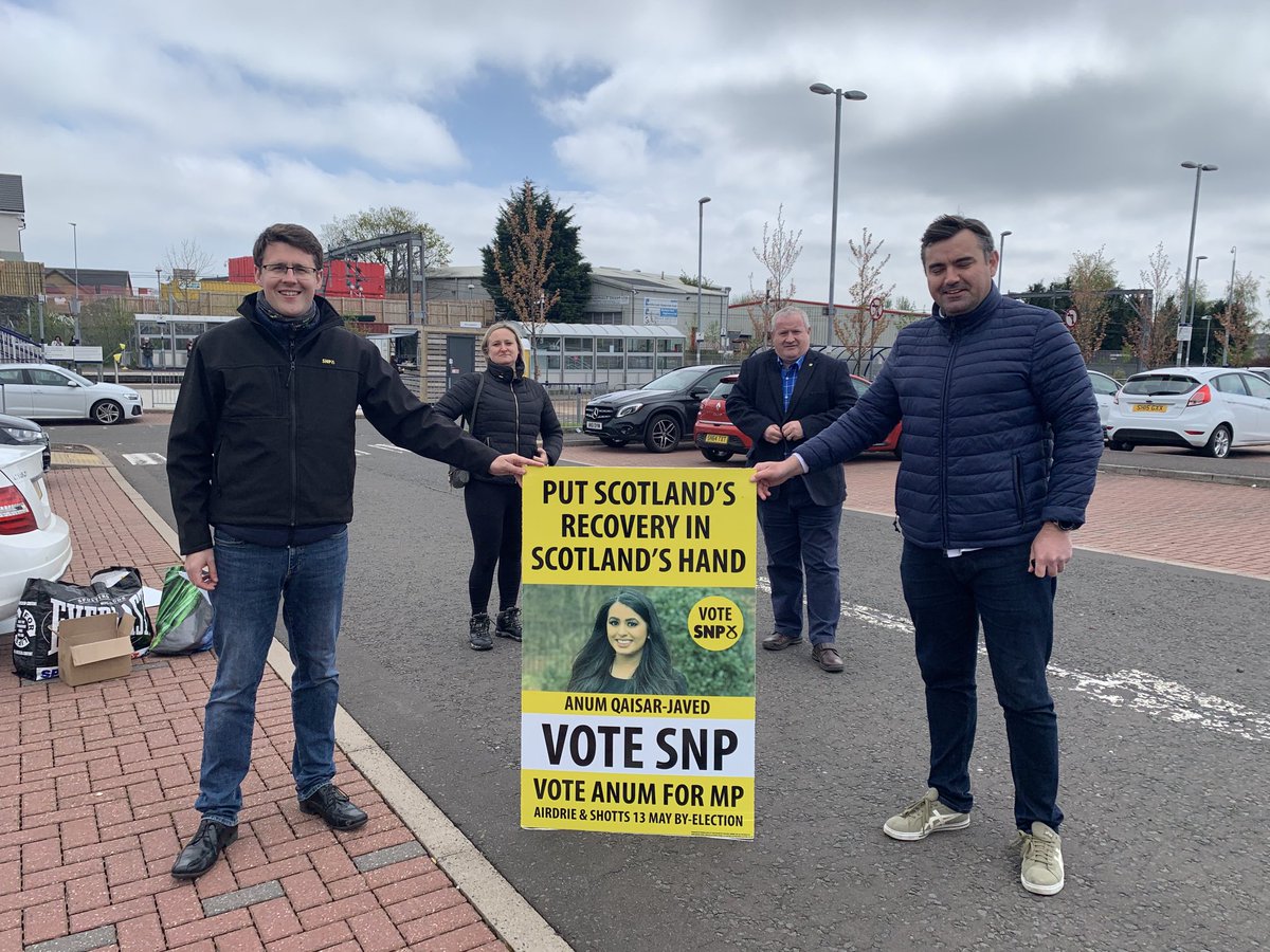 Good wee #GOTV session with the mad squad <a href="/la_lams/">Lynsey-anne Marwick</a> and <a href="/DavidLinden/">David Linden</a> for @AnumQaisarJaved in Airdrie and Shotts.
Earlier session with Anum &amp; the gaffer @Ianblackford_MP too!
Polls open till 10PM!!
#VoteSNP #VoteAnum