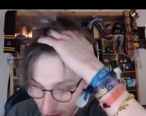 NomiRici's tweet photo. Tolla Stream @dagilp_lbh :3
Das Liebestreuen war ja mal übelst cute 🥰
Ich werde noch ein paar tweets mit Bildern von Stream machen...größtenteils mit Daniels Totem Tier :3 xD
Hab euch liep und #binichjetztfame ❤️😂🤗 https://t.co/RkQYfQSLos