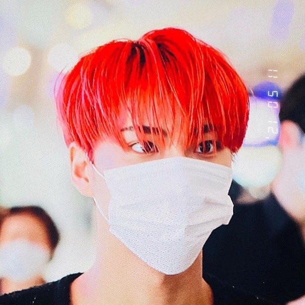 And i just realised it red hair seonghwa is gone. 