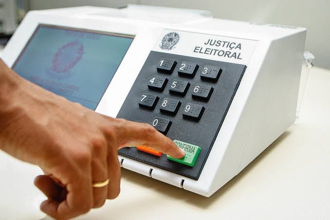 ⚠️ Tem/vai fazer 16+ anos em 2022 e não aguenta mais o nosso governo? APRENDA A TIRAR SEU TITULO DE ELEITOR SEM SAIR DE CASA!! ⚠️