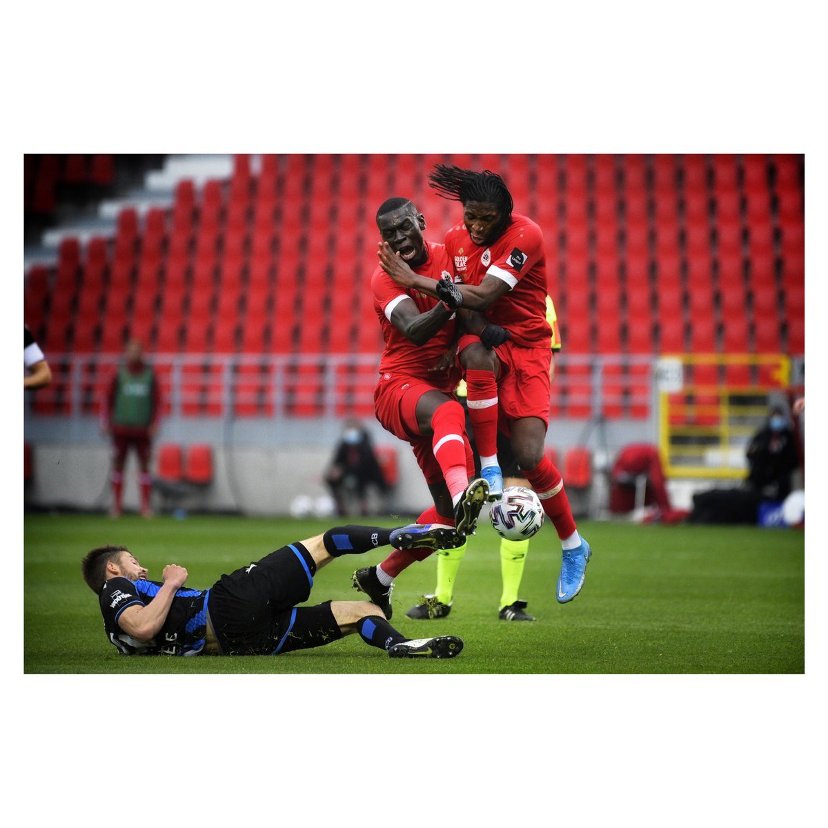 Boom! 💣

⚽️ <a href="/official_rafc/">Royal Antwerp FC</a> 
<a href="/ClubBrugge/">Club Brugge KV</a> 

📸 <a href="/Yorick_32/">Yorick Jansens</a> / ©️ <a href="/BelgaImage/">Belgaimage</a> 
-
-
#sport #voetbal #belgaimage #proleague #jpl
<a href="/ProLeagueBE/">Pro League</a> 
-
-
#sportsphotography #nikon #D6 #nikonbelgium #nikonsports #action #sportphoto #sportphotographer #yorick #32 
<a href="/NikonBelgie/">Nikon België</a>