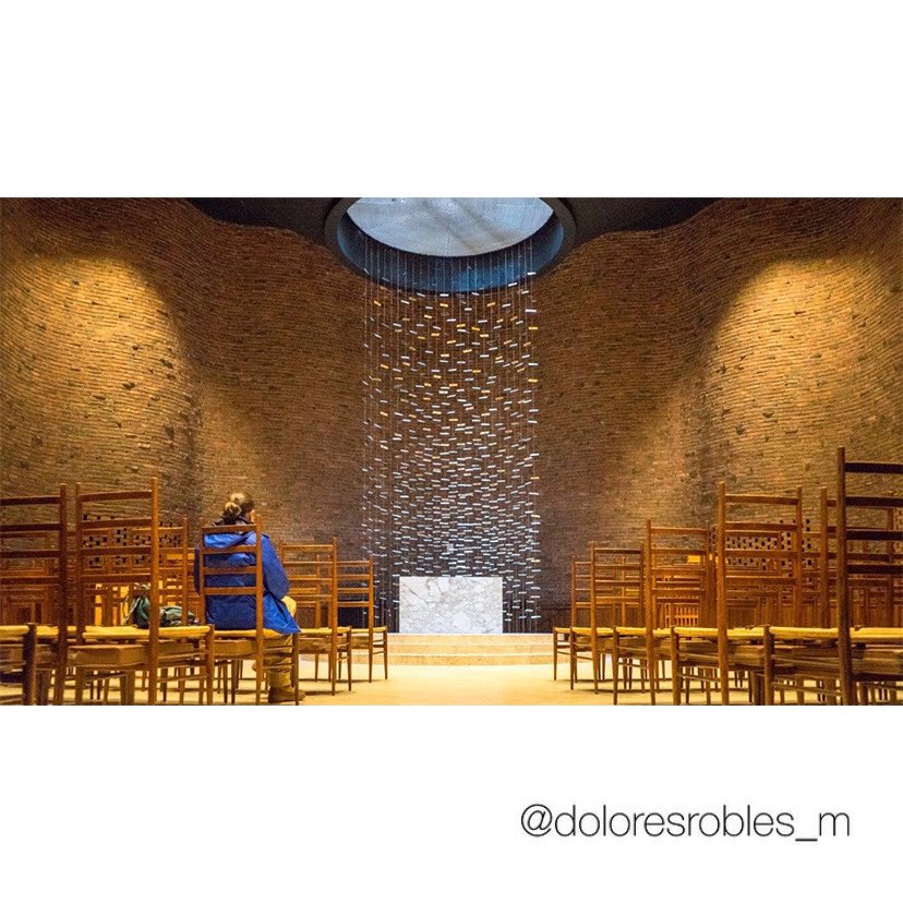 doloresrobles_m's tweet photo. #DelArchivo: #MITChapel by #EeroSaarinen in #Boston. The #Poetics of #Bricks + #Light 

https://t.co/h5sSSLDENR https://t.co/FxKyGyeYeZ