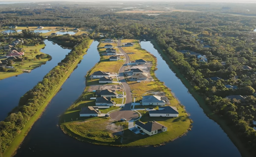 VEHomes's tweet photo. Last home in Heron Creek is the beautiful Trudy model. Very well appointed in a great, gated community near Kennedy Space Center. #newhomesmerrittisland #floridaliving - https://t.co/wiGK3mJxN7 https://t.co/6Yy2O1V3mx