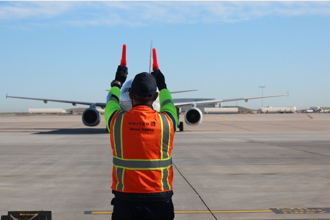 RonDebe's tweet photo. Few snaps of some shots I took last week in Denver. Hope you enjoy 😉 #weareunited #beingunited @JMRoitman @MikeHannaUAL @LukeatUnited @photobumm @weareunited https://t.co/uSQLN36S36