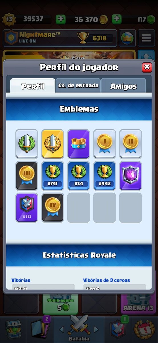 Três emblemas do torneio global, agora o objetivo pegar um emblema de ladder