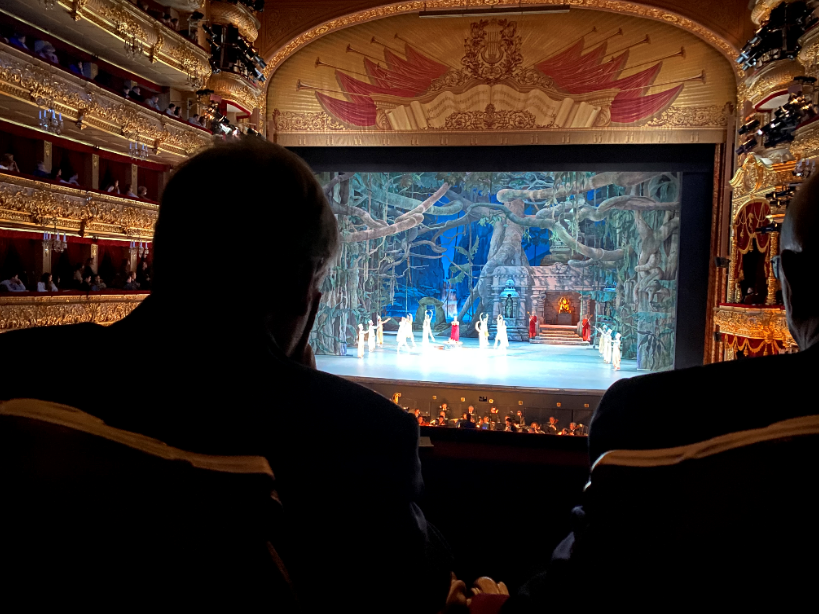 antonioguterres's tweet photo. Thank you to the @BolshoiOfficial for a fantastic performance of La Bayadère tonight.

I strongly believe that art is one of the most powerful ways we can express our joint humanity and build bridges among people and cultures. https://t.co/zPMq6B79aC