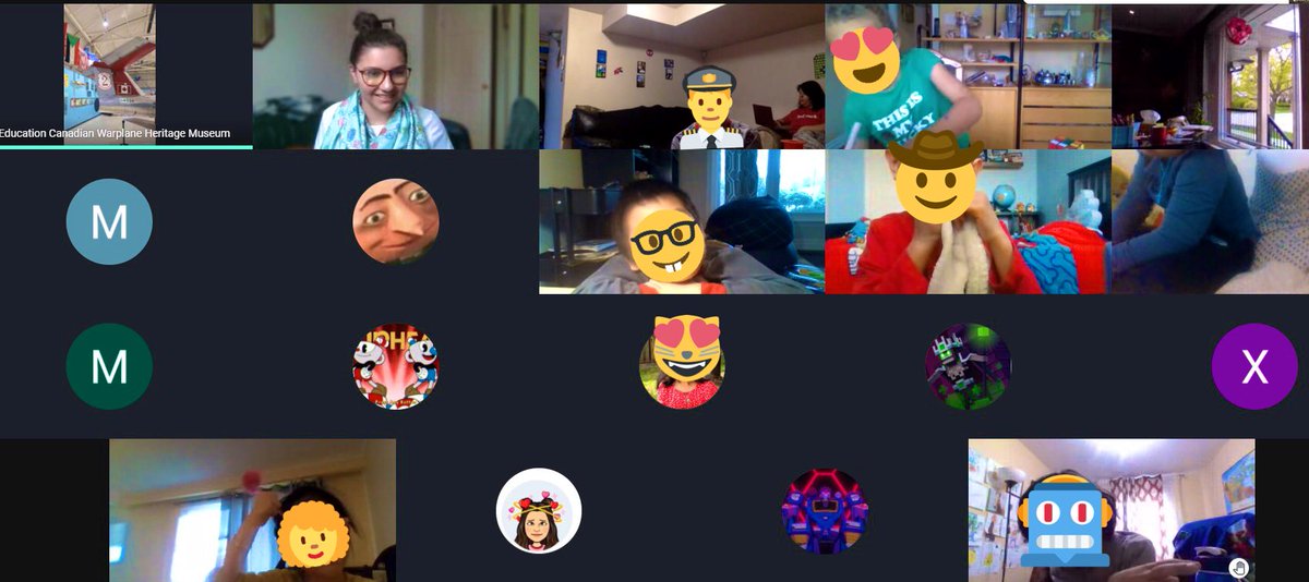 Grade 1/2 students <a href="/garnierDPCDSB/">St. Charles Garnier DPCDSB 🇨🇦🇺🇦</a> visited the <a href="/CWHM/">Canadian Warplane Heritage Museum</a> 🇨🇦 A BIG thank you to @aseanatwar for teaching us to much about the forces of flight and properties of air. We even got to see a real life helicopter landing outside! 🚁 The students loved it!