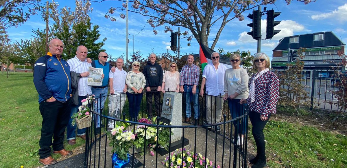 Squinter (@squinteratn) on Twitter photo Today's limited 40th commemoration with my dear brothers and sisters. A flag on her tree for the dead children of Palestine, today's <a href="/ATownNews/">Andersonstown News</a> front page for the Ballymurphy children who lost their parents. What a sky into heaven, whatever that word means to you. Peace. Today's limited 40th commemoration with my dear brothers and sisters. A flag on her tree for the dead children of Palestine, today's <a href="/ATownNews/">Andersonstown News</a> front page for the Ballymurphy children who lost their parents. What a sky into heaven, whatever that word means to you. Peace.