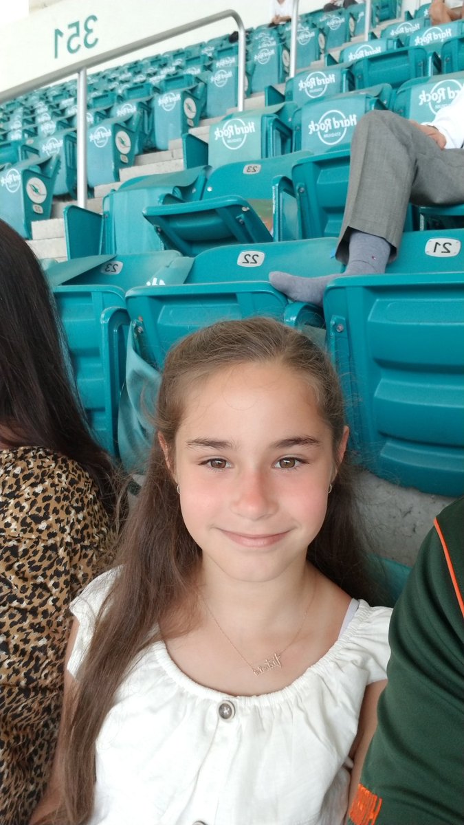 #CaneGrad #lovemybigsister  so proud of my big sister!!!