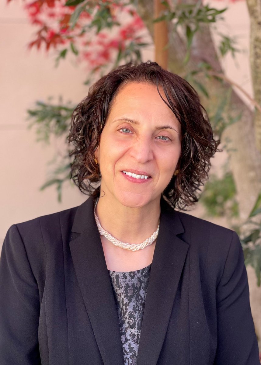 ACSARegion6's tweet photo. Congratulations to @ACSARegion6 Parvin Ahmadi Superintendent of @CastroValleyUSD! She was just elected as the new @ACSA_info Vice President! Looking forward to her outstanding leadership statewide. https://t.co/tfA4kQWKtQ