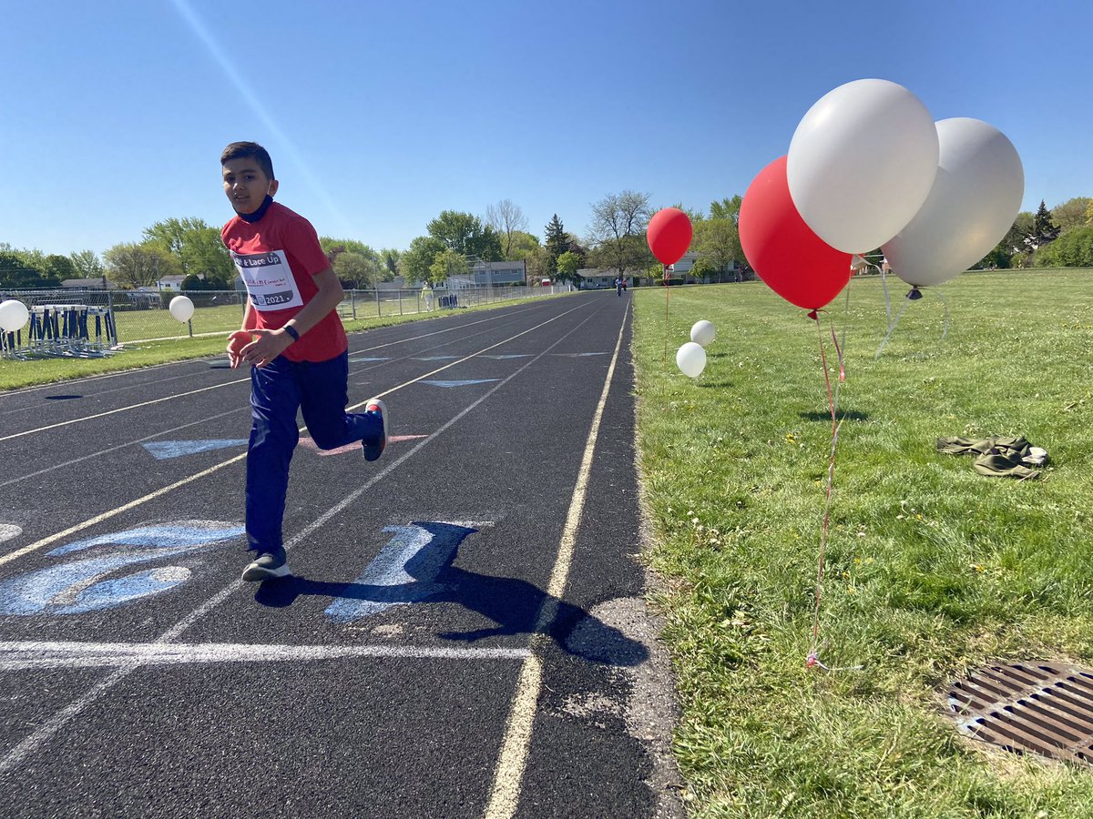 Mrs.Holtz tweet media