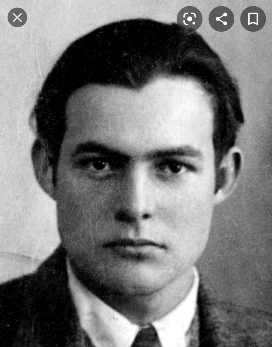rianthetemp's tweet photo. Was nobody going to tell me that this is what Hemingway looked like? https://t.co/EheyV5BfTP