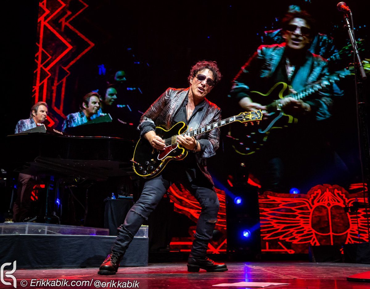 JourneyOfficial's tweet photo. When did you hear Journey for the first time? Do you remember what song? 🎶👇 https://t.co/q9BaCLrgOu