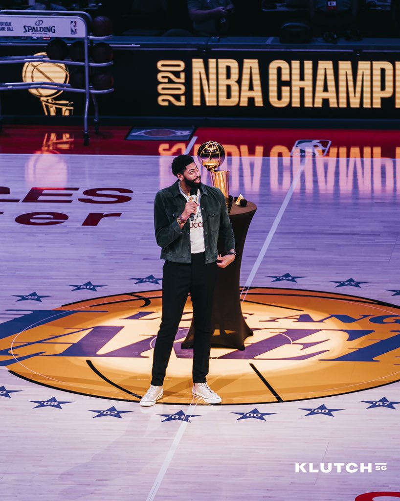 graydientLA's tweet photo. #RaisedTogether 🏆 https://t.co/hIzneSBOuT
