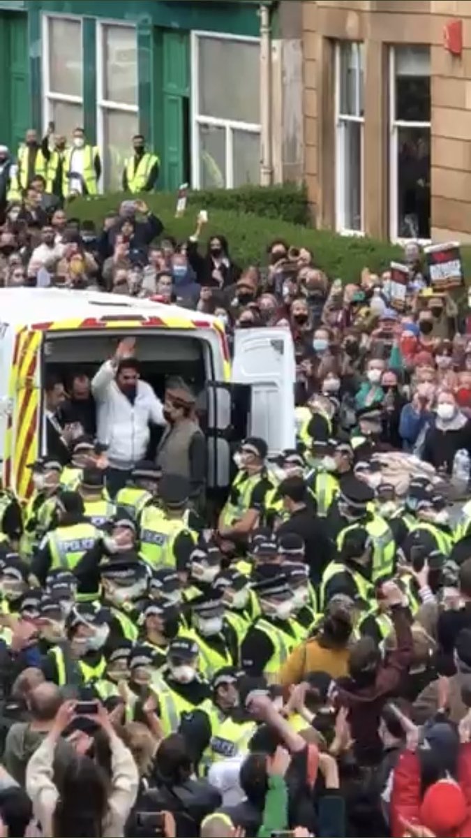 Marcus Barnett tweet media