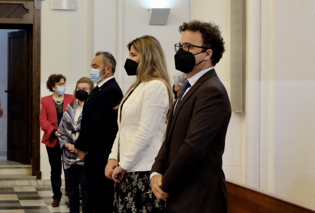 AytoHuelva's tweet photo. Deseamos una fructífera andadura a la Junta de Gobierno de la Hermandad de Nuestra Señora del Carmen, que ha tomado posesión esta tarde en la Concepción, su sede canónica, con el compromiso de seguir reavivando esta devoción en la ciudad de #Huelva https://t.co/RI4t6lLtZc