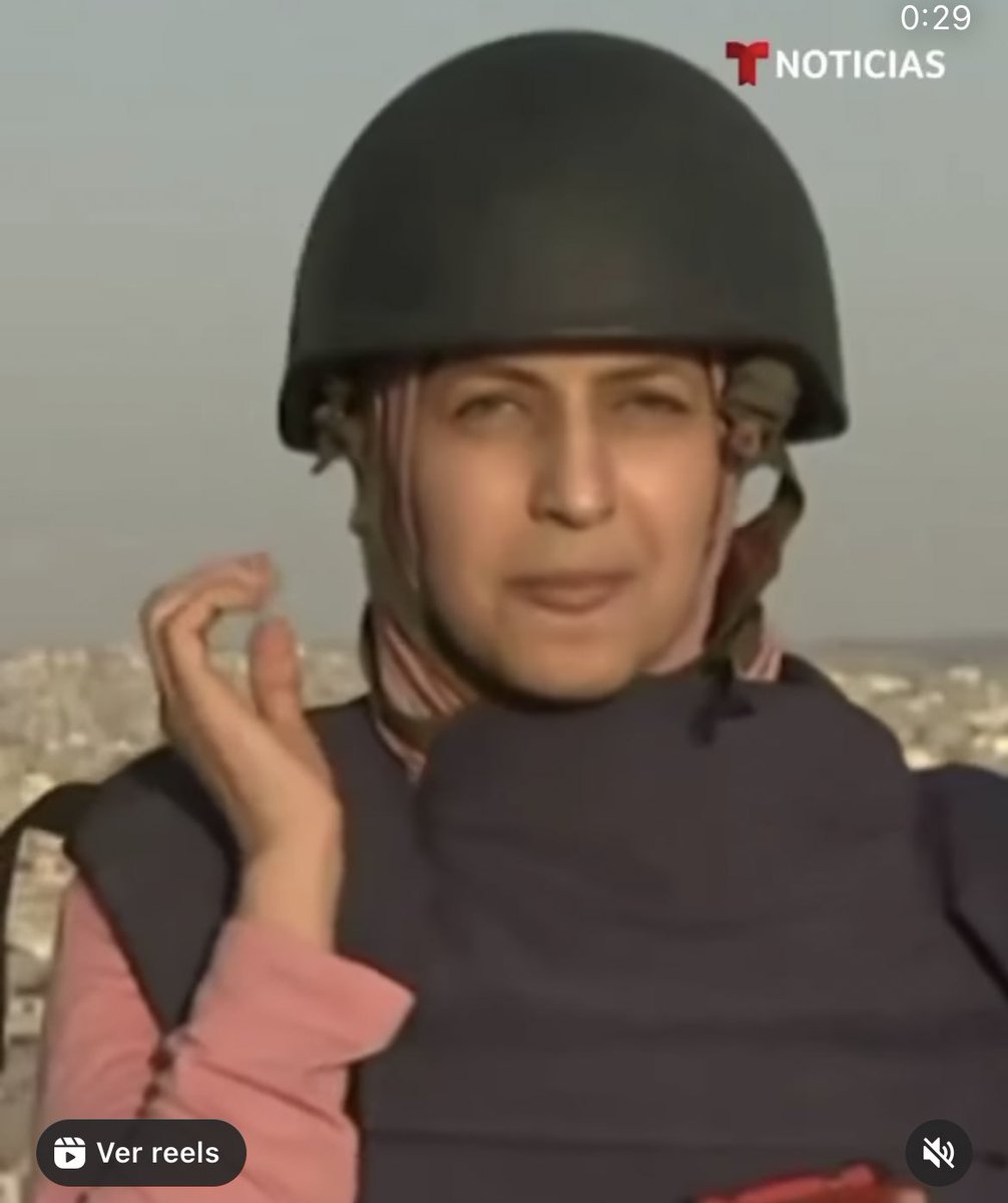 TheTime65252's tweet photo. 📍La primera imagen, es de una periodista en Palestina, la segunda, de un periodista en Colombia. https://t.co/B9ajKXx3by