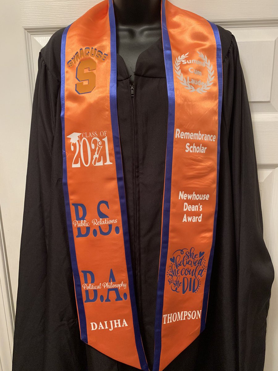 KylaWrightMedia's tweet photo. How it started vs how it’s going 🤩 with https://t.co/s3S2gPz7lD, we bring your vision to life. #ClassOf2021, shop with us! #CustomGradStole #SupportBlackBusiness https://t.co/m6aPRPMjYc