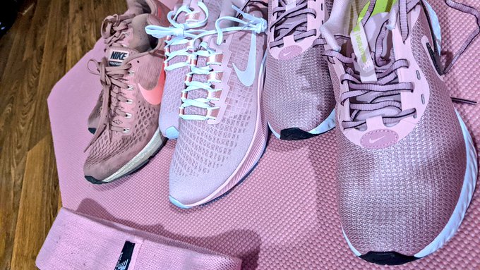 I claim I don't have a favorite color, yet I own 3 pairs of pink Nikes and almost all my fitness gear