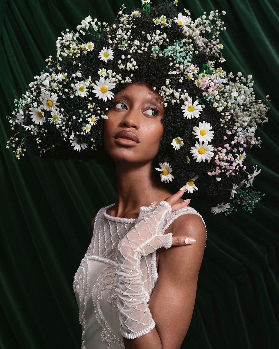 cyberglittter's tweet photo. wiederhoeft ss21 bridal collection by forged in the north, makeup by raisa flowers, hair by sean bennett &amp; nails by ada yeung https://t.co/XO1Npmdd3O