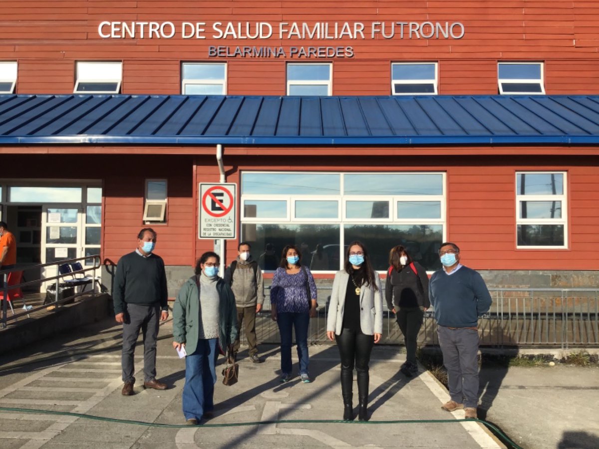 FerfusamXIV's tweet photo. Finalizando un día de actividades en Futrono, Confusam Los Ríos con dirigentes comunales que dejan su importante labor y quienes aceptan el desafío al haber conseguido ser electos recientemente y conforman la nueva directa de esta hermosa comuna. https://t.co/1LarfEYxJh