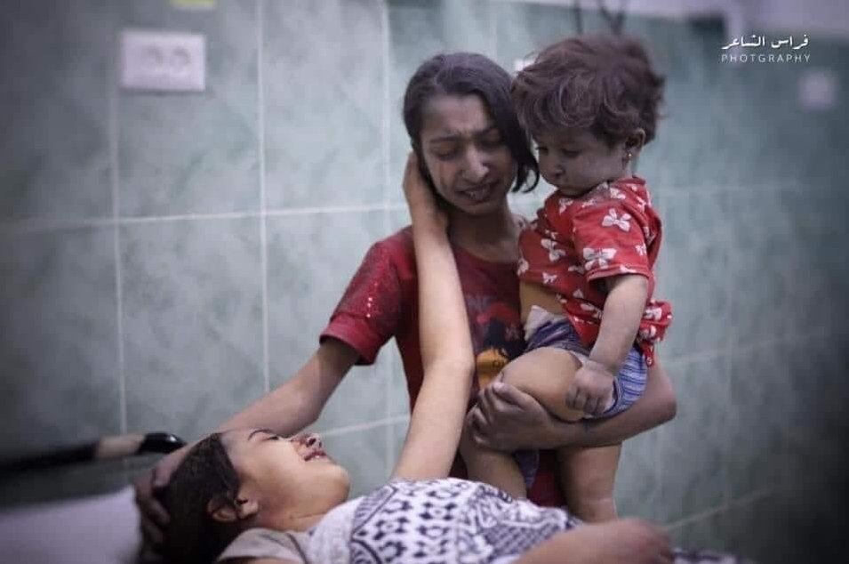 Davidsegarra's tweet photo. El règim de Netanyahu ha matat ja a 27 xiquetes i xiquets. I ha bombardejat 10 escoles. En poc més de 48 hores.

Què penses? https://t.co/W694q0mSoH