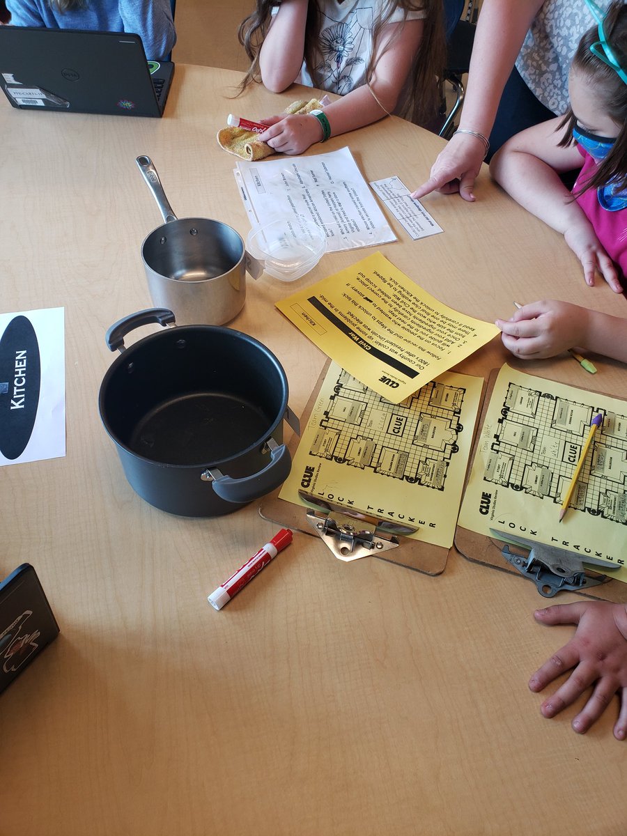 What a fun day in 4th grade doing the VA Studies CLUE breakout game with <a href="/MBESBears/">Margaret Beeks Elem</a> and <a href="/PFESPumas/">Prices Fork Elem</a>! 🤩