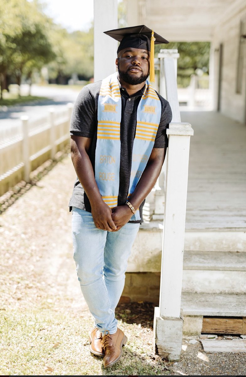 siickesst's tweet photo. Creat your own lane so you can do whatever speed limit you wish to go🏁
#JustAKidFromMarksville🖤
#CoachPrime✔️
#SU21💙💛 
— Pictures Taken By Marquis Johnson https://t.co/ozELYoOwlC