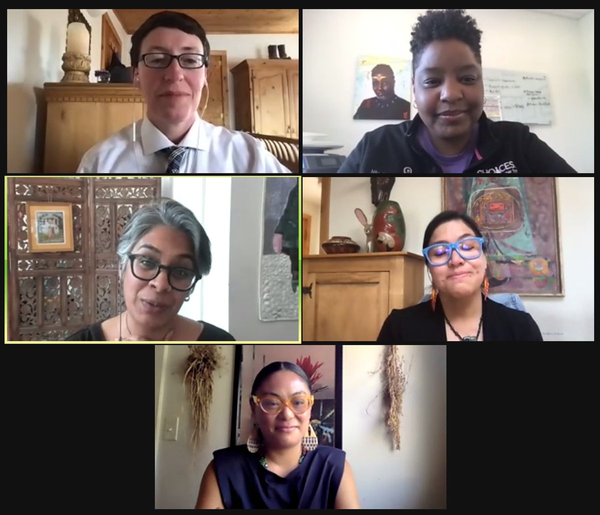 BirthFuture's tweet photo. Our friends at @ElephantCircle just hosted a warm and insightful conversation about midwifery. Midwives are the OG first responders. Celebrating the progress of Colorado's birth justice legislation! #BirthFuture #Midwives https://t.co/ULtHPQH3Vt