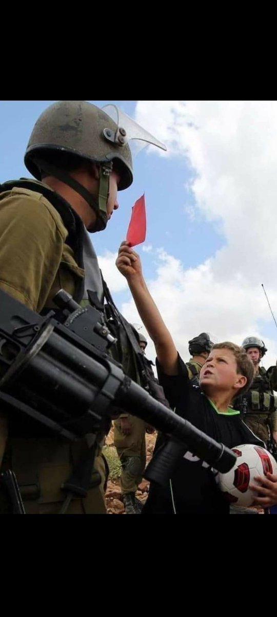 red card for the killer
#أرسنال