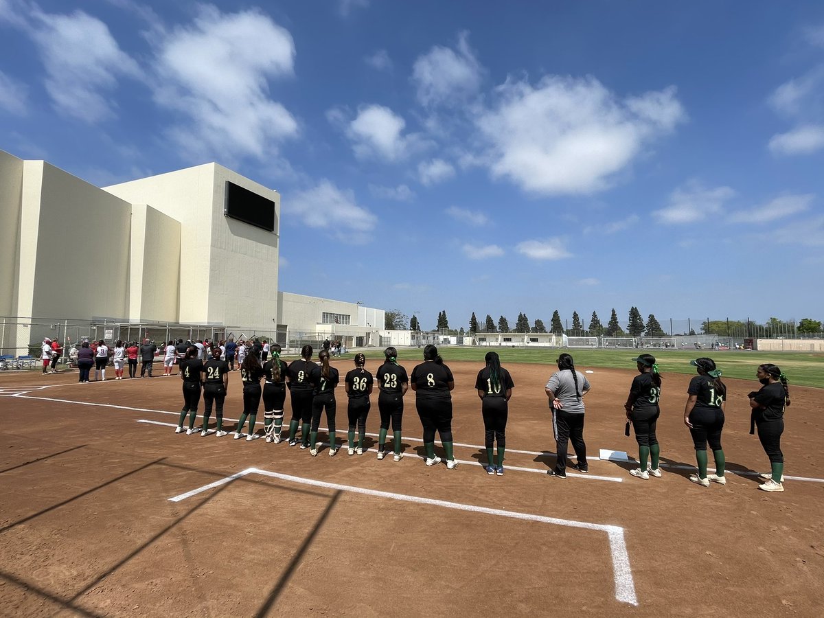Long Beach Poly Softball tweet media