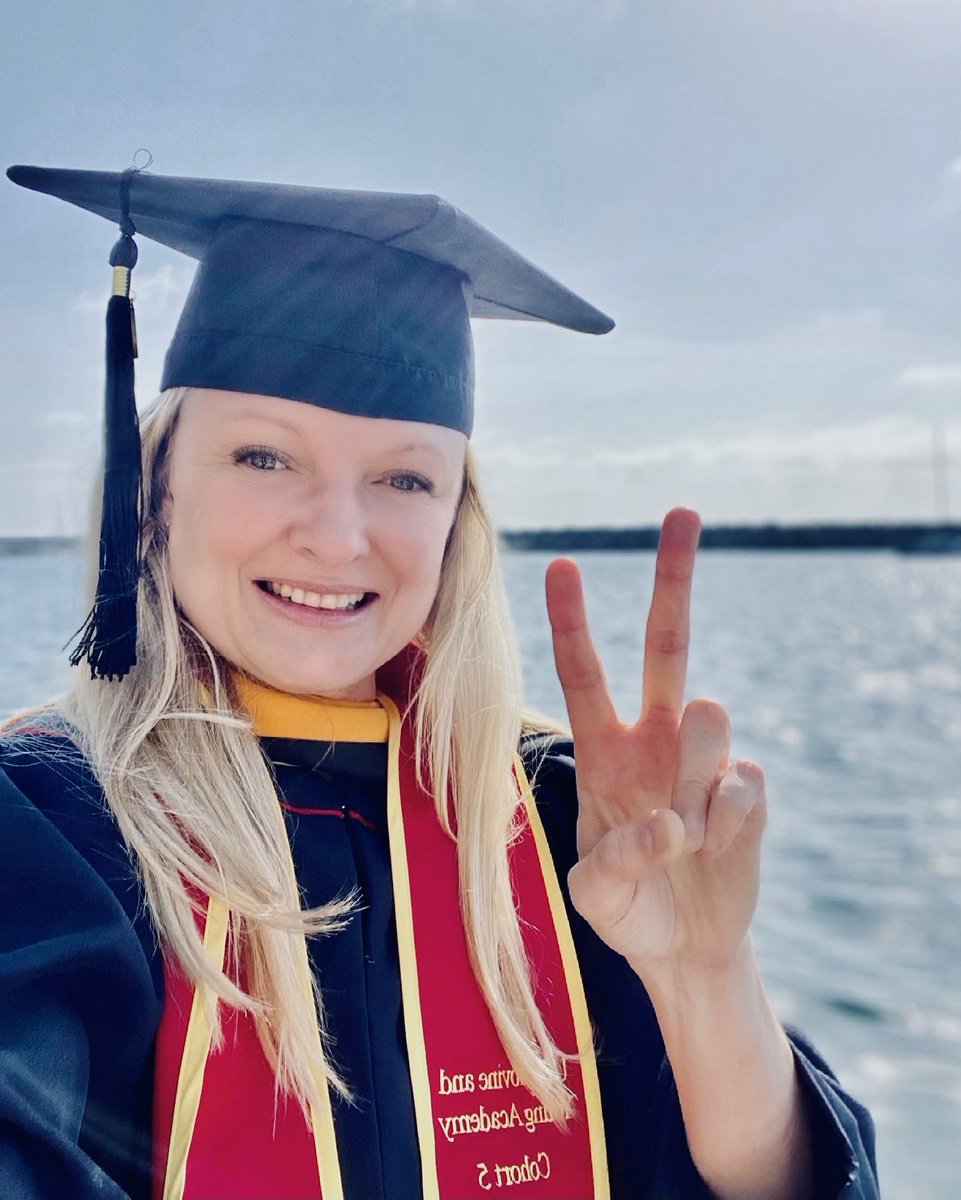 USCIovineYoung's tweet photo. "I believe the saying goes, 'It doesn’t matter how many times you fall off. The only thing that counts is how many times you get back up.'" - @IngeCristie, MSIDBT '20
Paddle on, off, and Fight On IYA graduates!
#iyagrad #usciya #uscgrad #2020trojan #2021trojan https://t.co/E1aQiqOyoh