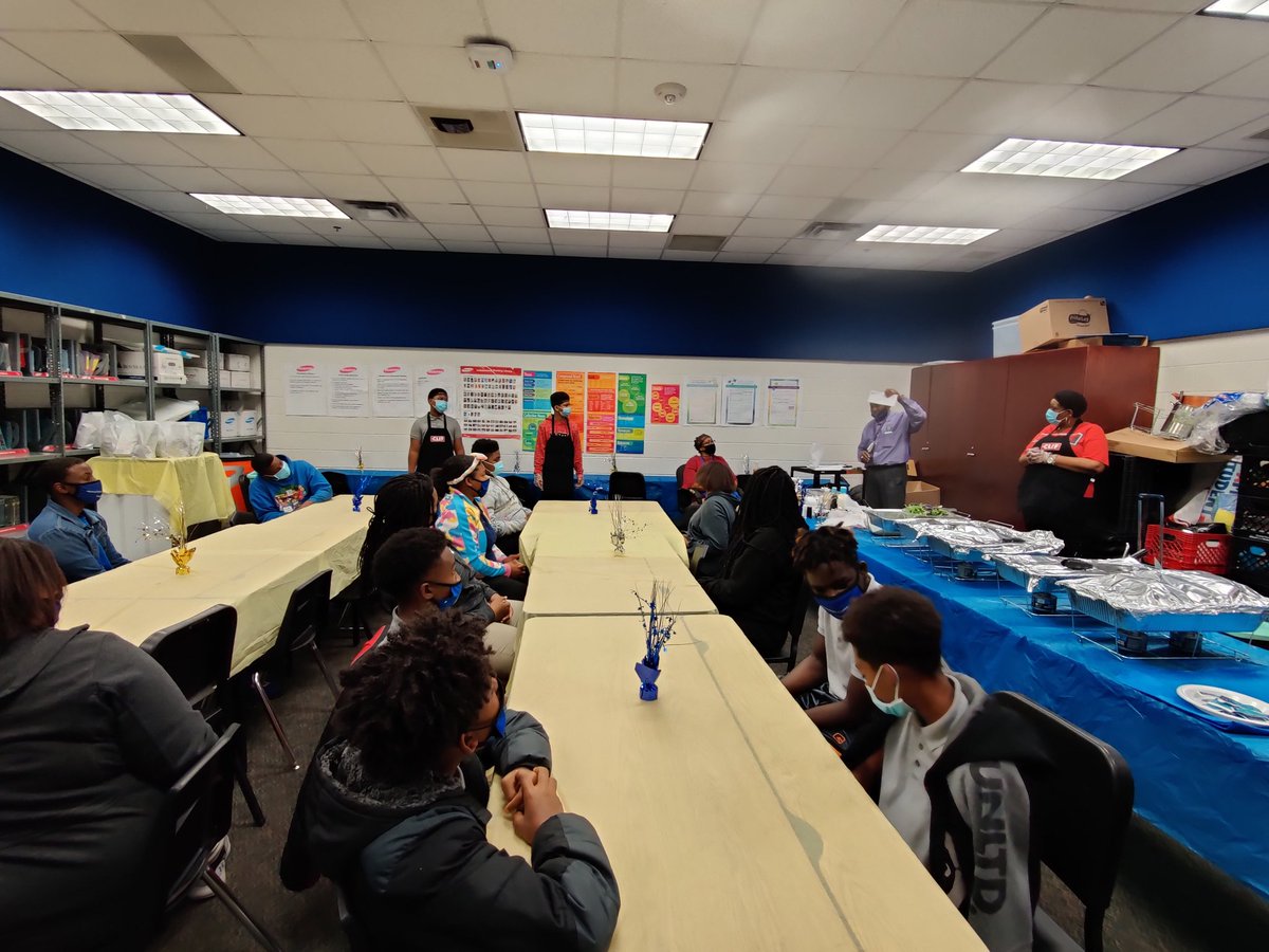 MiddleCurry's tweet photo. We are cultivating a campus culture of cultural inclusiveness where differences are celebrated and not looked at as a deficiency. Our African American Success Initiative led by Mr. Willie Hinchen is one way that we empower our students. @AIM2_0 @TheModel_8 @DISDREO @dallasschools https://t.co/is4tH7C5x9