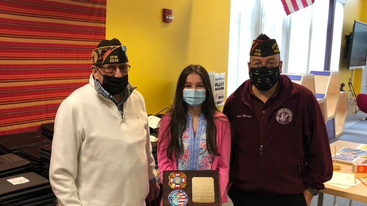 LPS PRIDE shining VERY bright as we ask you to join us in celebrating @PaulRBairdMS 7th grader Katherine Anselmo on her 1st place finish in the MA state level Patriot's Pen Competition making her the 1st LPS student to be awarded this honor. Article->bit.ly/3ePczvX