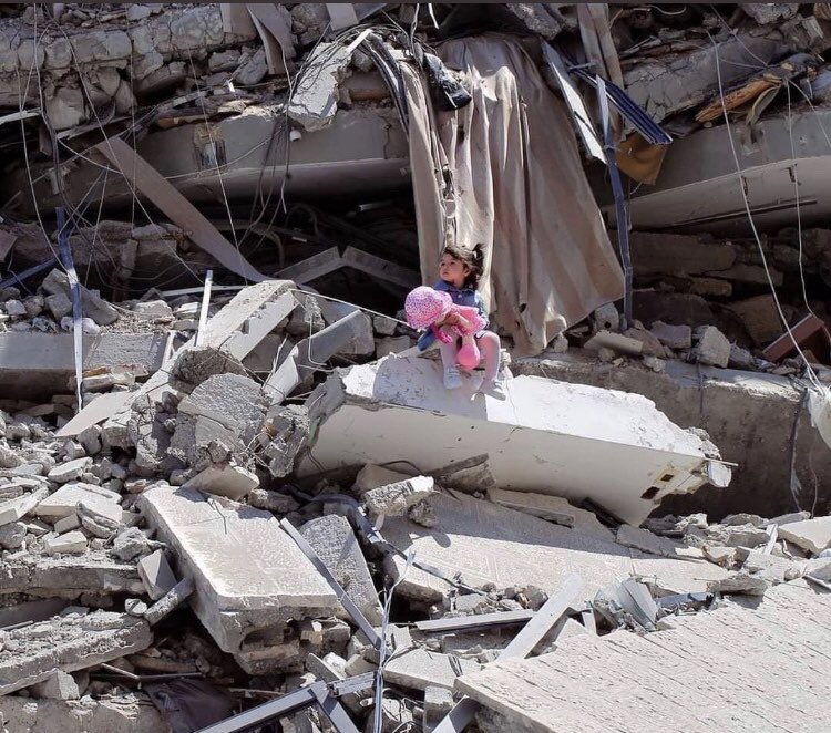 Eğer zalim ısrarla zulme devam ediyorsa bil ki sonu yakındır...
Eğer mazlum da ısrarla direniyorsa bil ki zafer yakındır...
Hz. Ali
#GazaUnderAttack #Genocide #GenocideinGaza #KudueseBayramGelsin #ElKassamTugayları #SONDAKİKA #aşılıyım