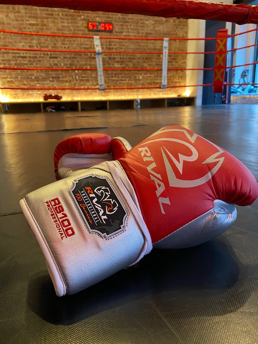 BushidoRalphNYC's tweet image. Thursday work! 🥊💦 #PerennialBoxing #Boxing #BoxingTrainer (at @WorkTrainFight in New York, NY) swarmapp.com/c/3D94SZL6iQN
