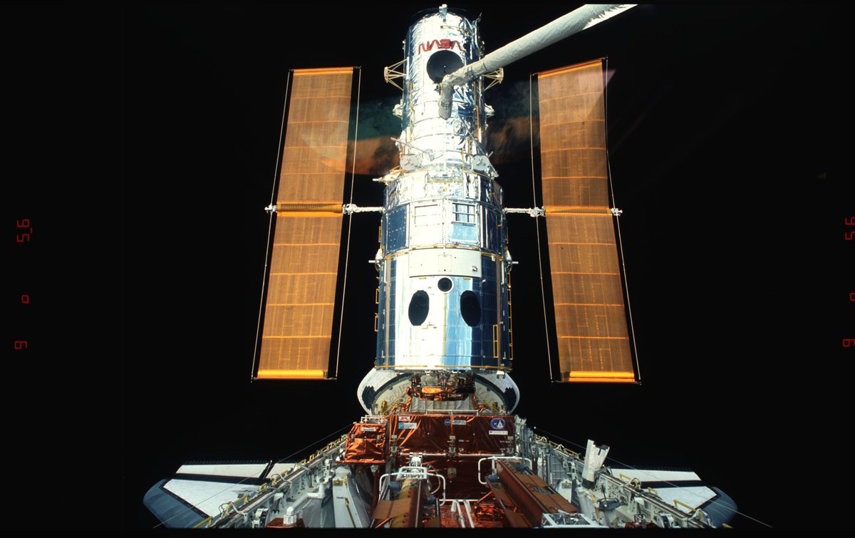 SpaceAboveUs's tweet photo. The Hubble Space Telescope is in trouble. With the fate of the orbiting observatory, and maybe NASA itself, on the line, can the crew of STS-61 save the day? We'll ride along in the latest episode of The Space Above Us https://t.co/iuKRpnthrV #STS61 1/6 https://t.co/d743dLeak0